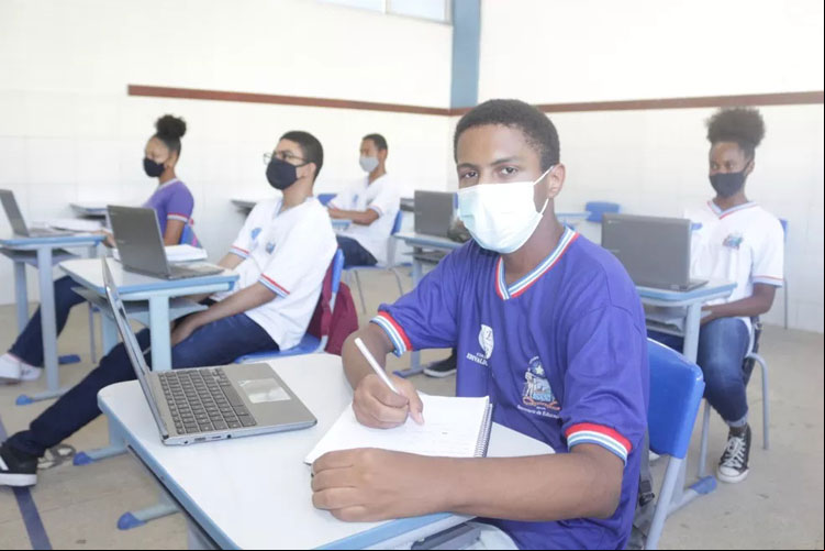 Secretaria da Educação da Bahia oferece quase 4 mil vagas de cursos técnicos para estudantes