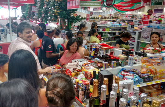 Brumadenses enfrentam filas no Black Friday